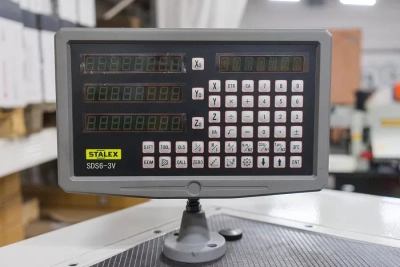 Фото Токарно-винторезный станок STALEX CM6241/1500 в интернет-магазине ToolHaus.ru